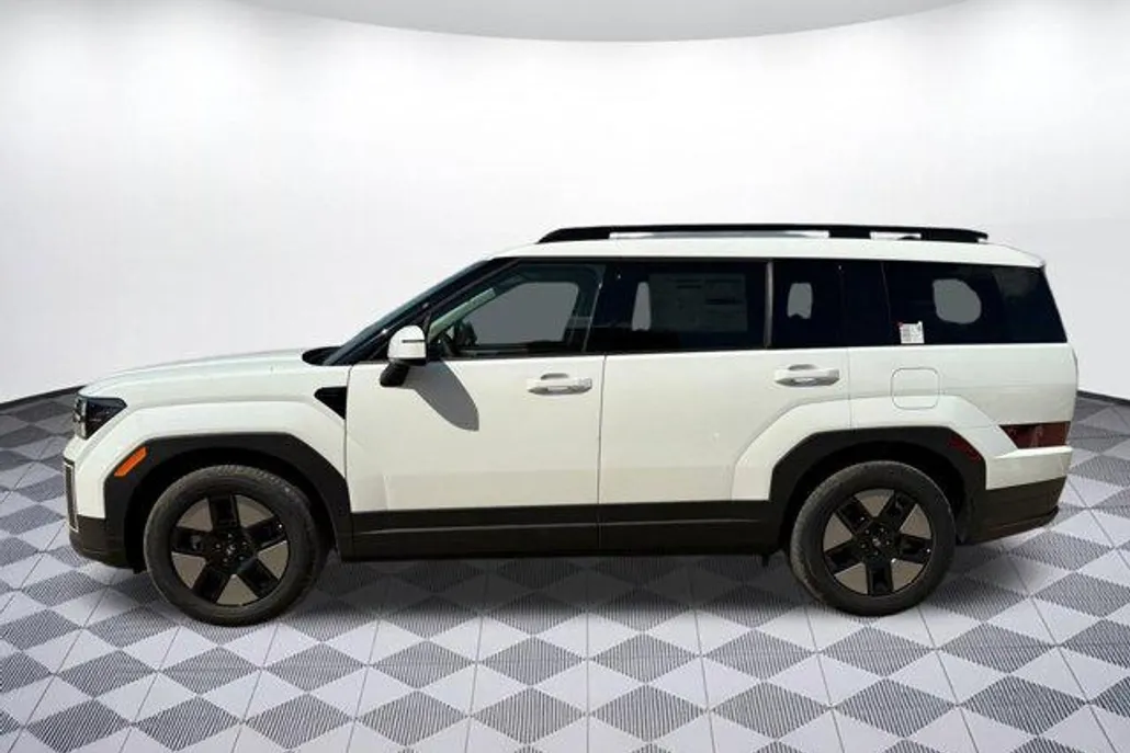 2026 Hyundai Santa Fe SEL photo 1