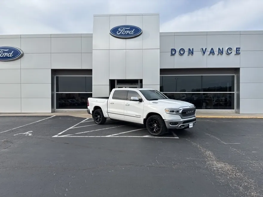 2020 Ram 1500 Limited photo 1