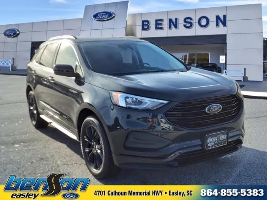 2024 Ford Edge SE photo 1
