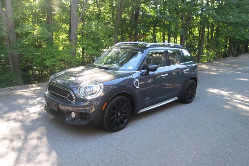 2018 Mini Countryman S ALL4 photo 1