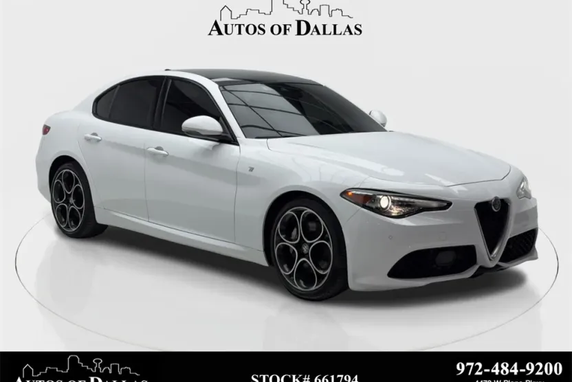 2022 Alfa Romeo Giulia Ti photo 1