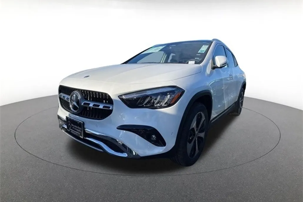 2025 Mercedes Benz GLA 250 4MATIC photo 1