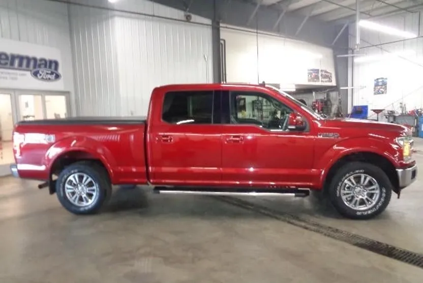 2019 Ford F-150 Lariat photo 1