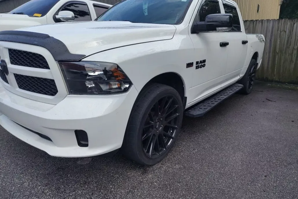2018 Ram 1500 Express photo 1