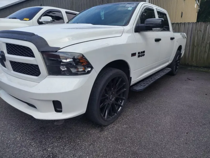 2018 Ram 1500 Express photo 1