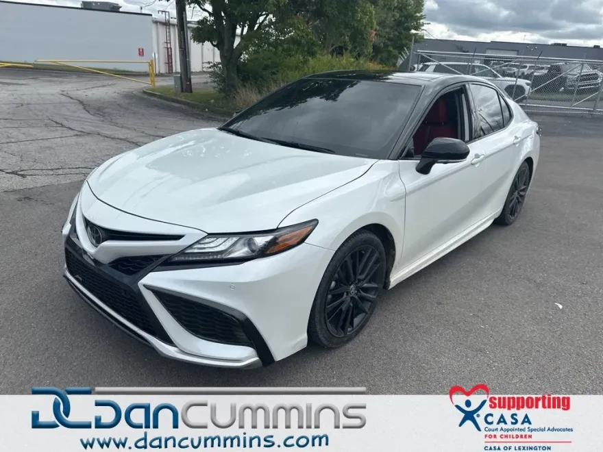 2023 Toyota Camry XSE photo 1