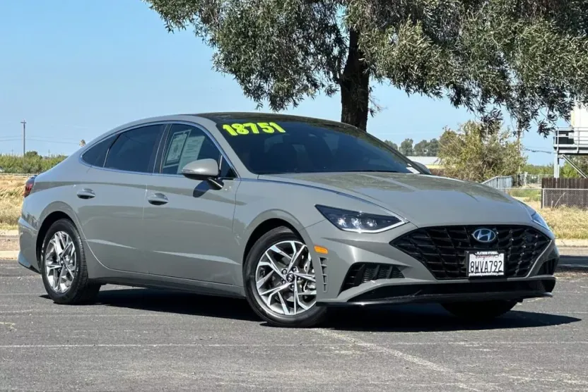 2021 Hyundai Sonata SEL Convenience photo 1