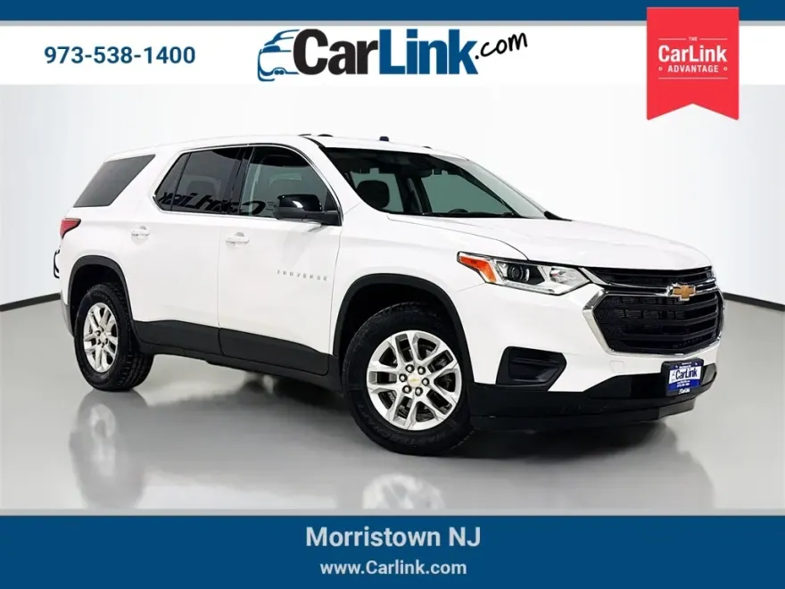 2021 Chevrolet Traverse LS photo 1