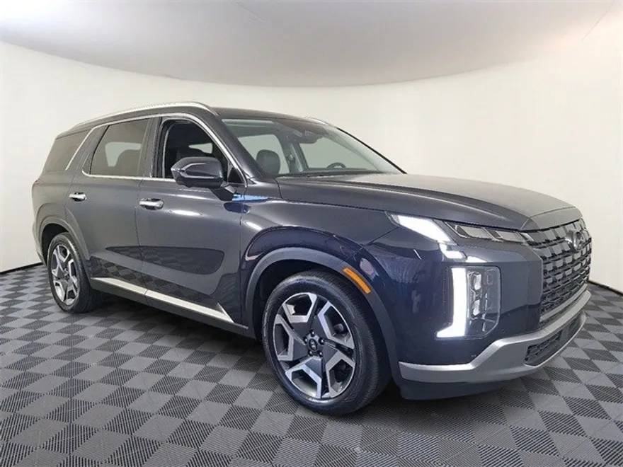 2024 Hyundai Palisade Limited photo 1