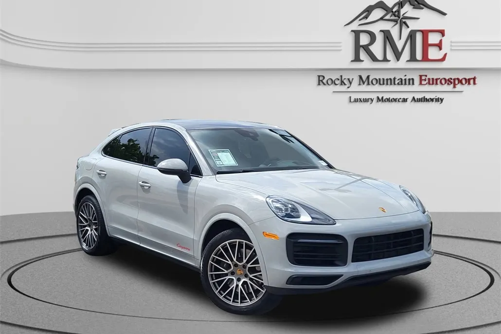 2023 Porsche Cayenne Coupe Platinum Edition photo 1