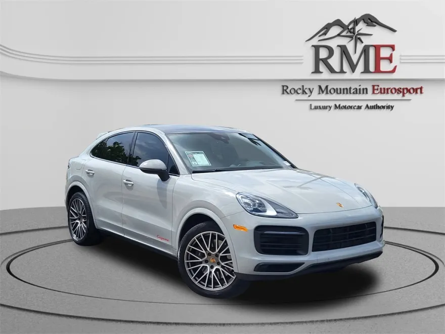 2023 Porsche Cayenne Coupe Platinum Edition photo 1