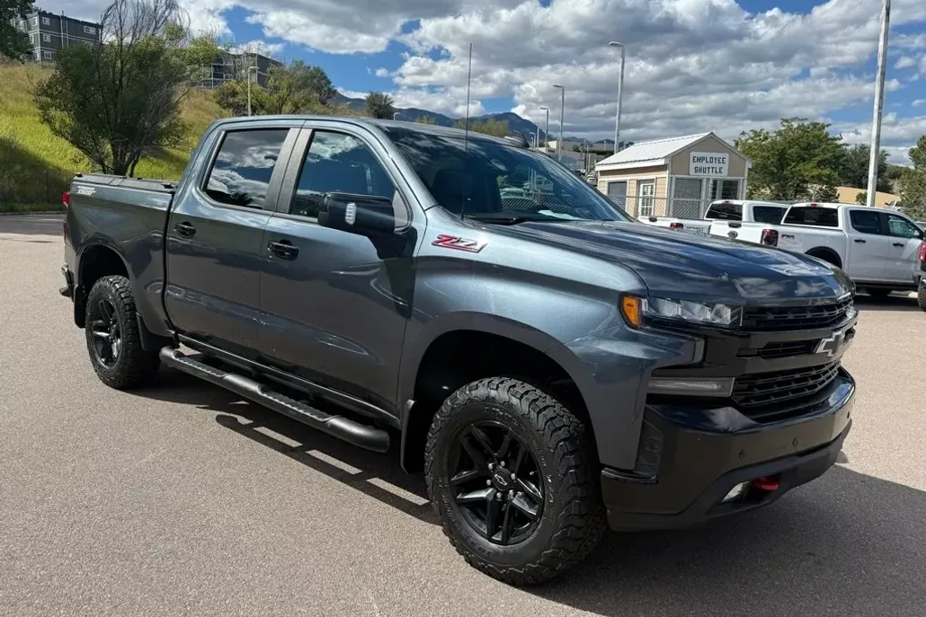 2019 Chevrolet Silverado 1500 LT Trail Boss photo 1