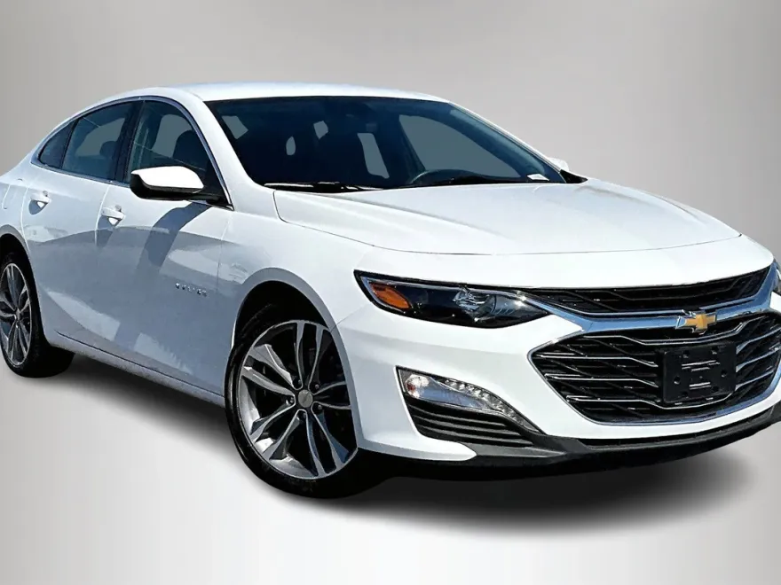 2023 Chevrolet Malibu 1LT photo 1