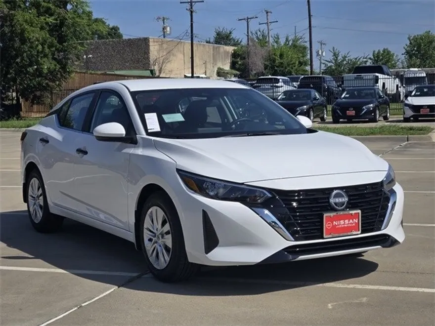 2025 Nissan Sentra S photo 1