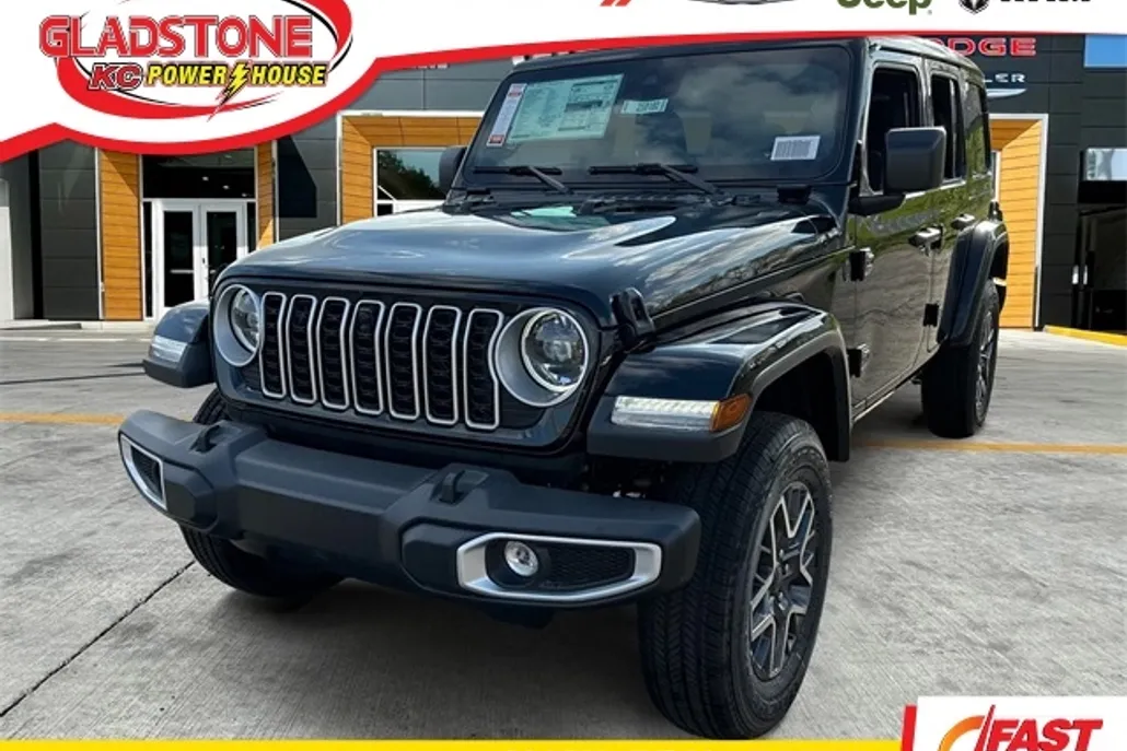 2025 Jeep Wrangler Sahara photo 1