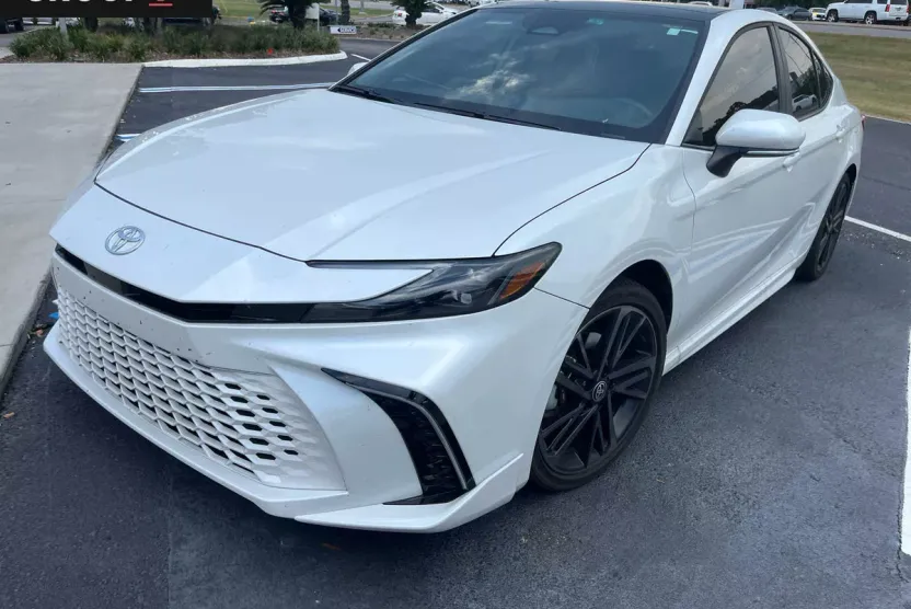 2025 Toyota Camry XSE photo 1