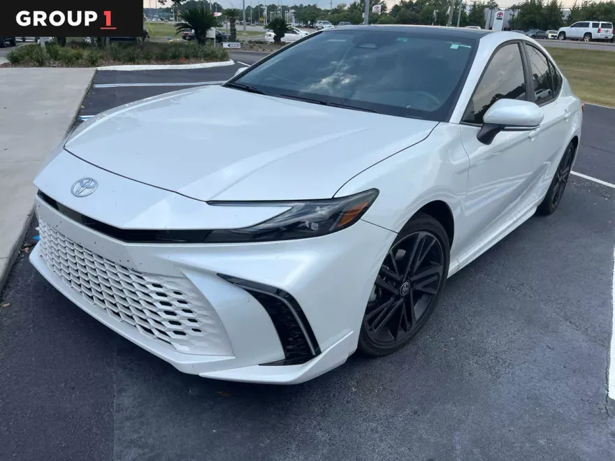 2025 Toyota Camry XSE photo 1