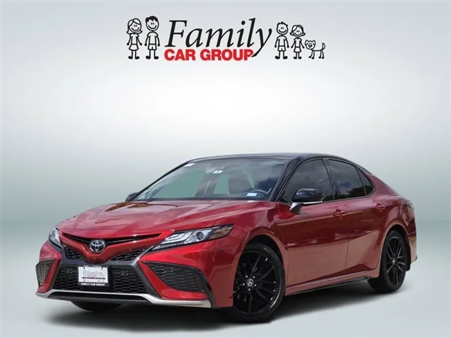 2023 Toyota Camry XSE V6 photo 1