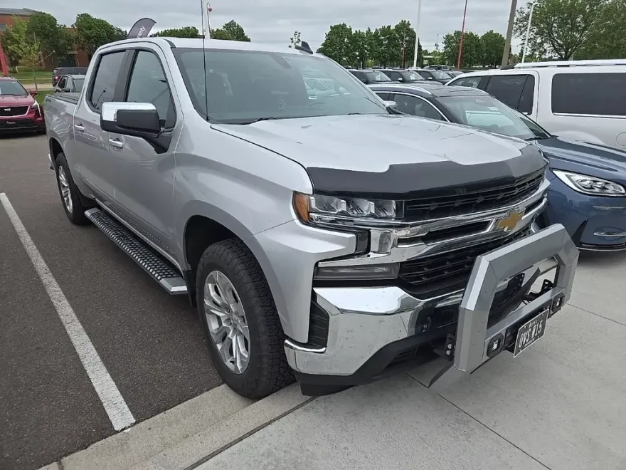 2020 Chevrolet Silverado 1500 LT photo 1