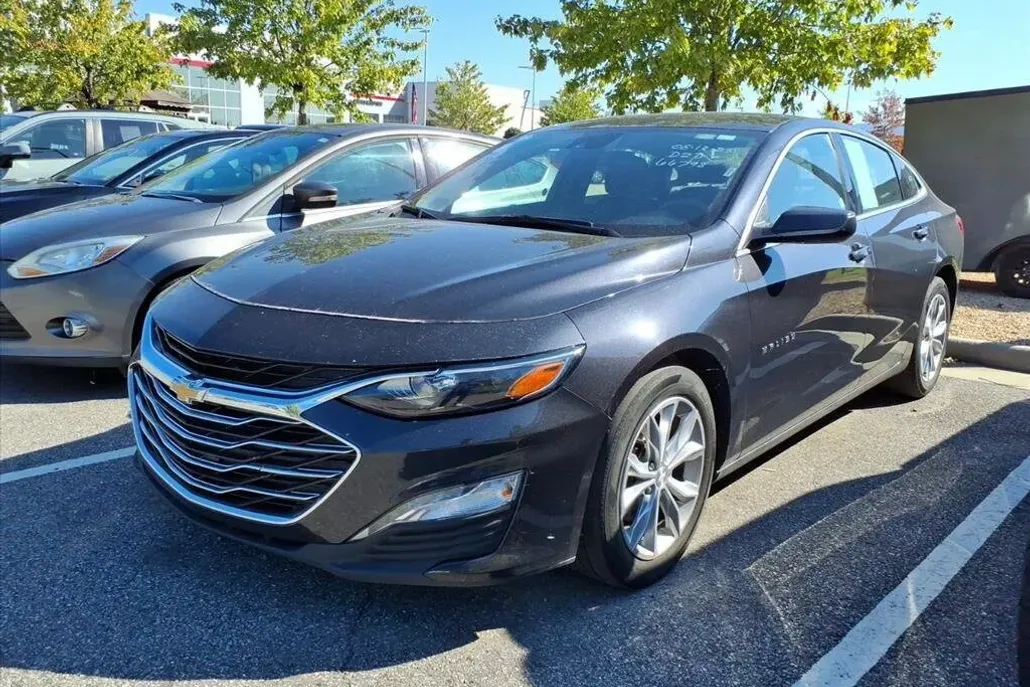 2023 Chevrolet Malibu 1LT photo 1