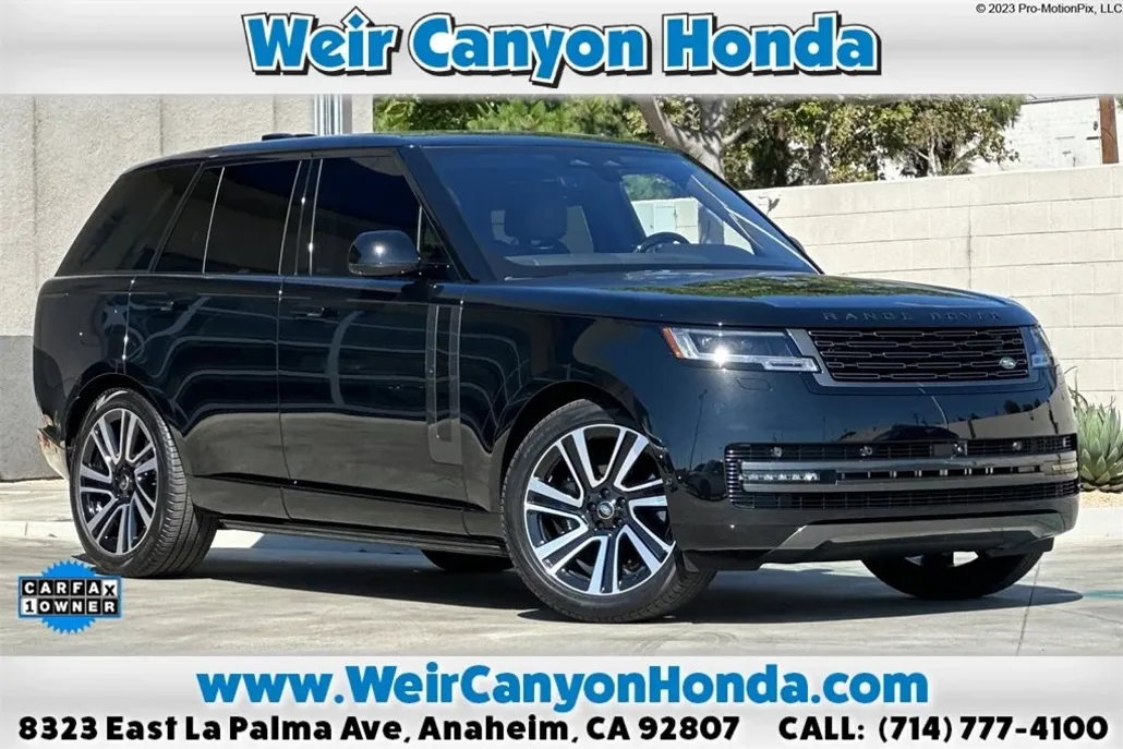 2023 Land Rover Range Rover SE photo 1