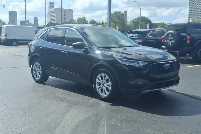 2023 Ford Escape Active photo 1