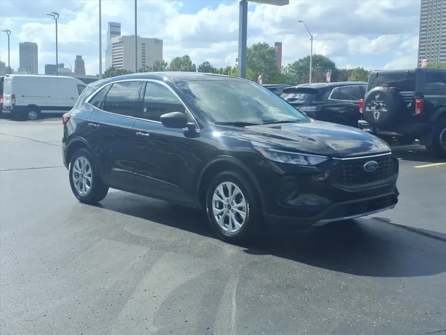 2023 Ford Escape Active photo 1
