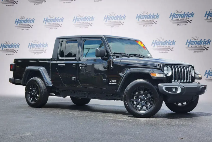 2023 Jeep Gladiator Overland photo 1