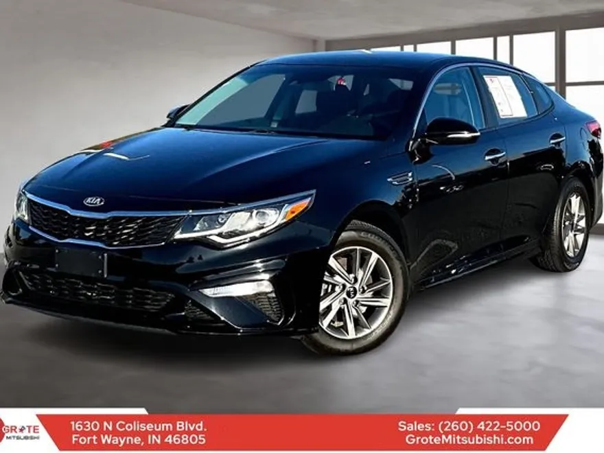 2020 Kia Optima LX photo 1