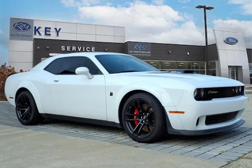2022 Dodge Challenger R/T Scat Pack Widebody photo 1