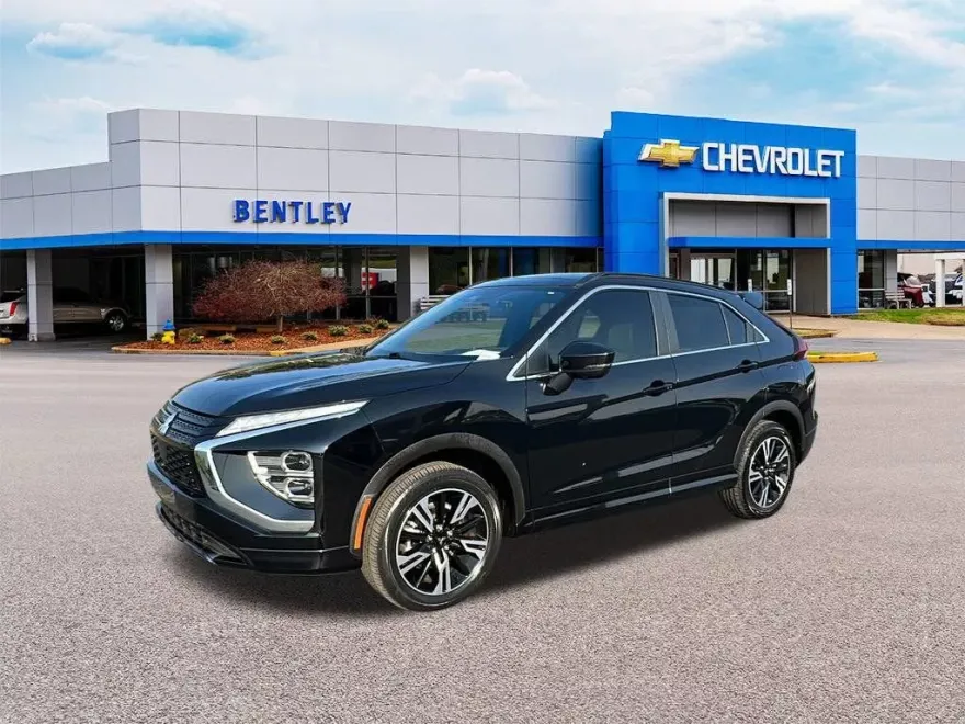 2023 Mitsubishi Eclipse Cross SE photo 1