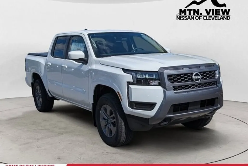 2026 Nissan Frontier SV photo 1