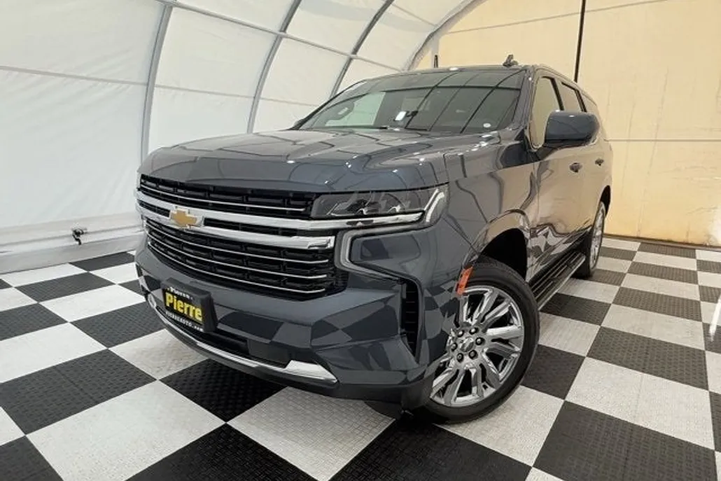 2021 Chevrolet Tahoe LT photo 1
