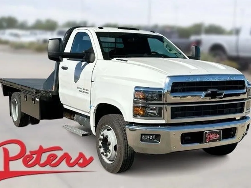 2024 Chevrolet Silverado 5500HD Work Truck photo 1