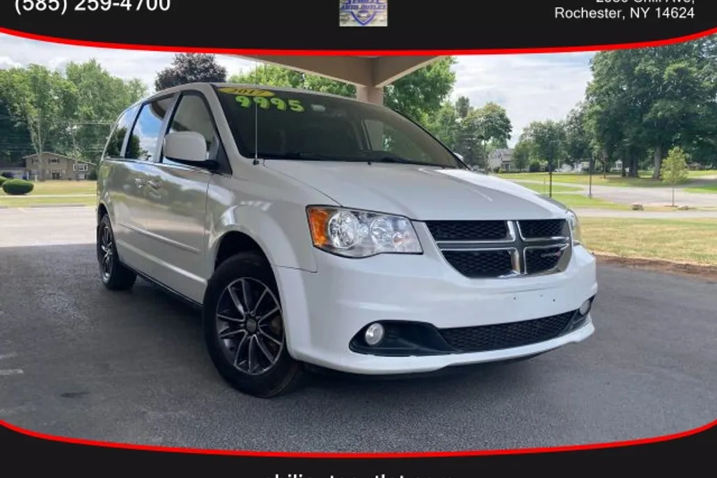 2017 Dodge Grand Caravan SXT photo 1