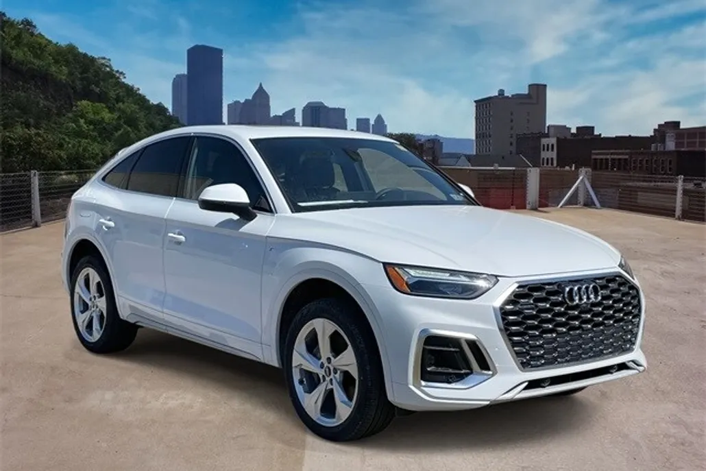 2025 Audi Q5 Sportback Premium Plus 45 TFSI photo 1