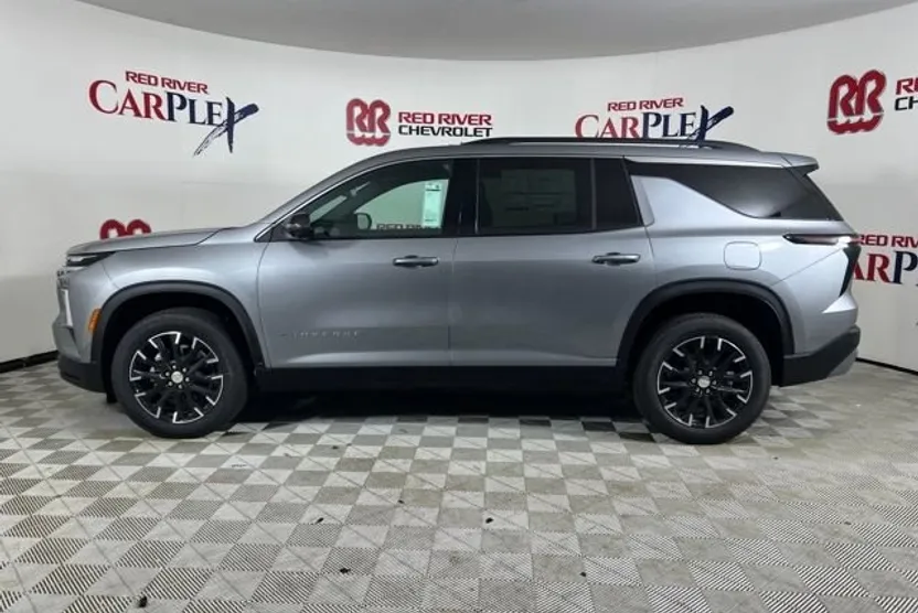 2026 Chevrolet Traverse photo 1