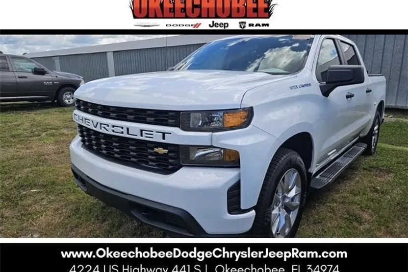 2022 Chevrolet Silverado 1500 Custom photo 1