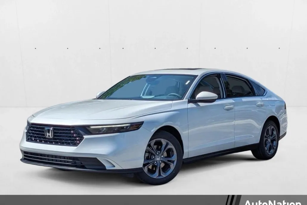 2025 Honda Accord LX photo 1