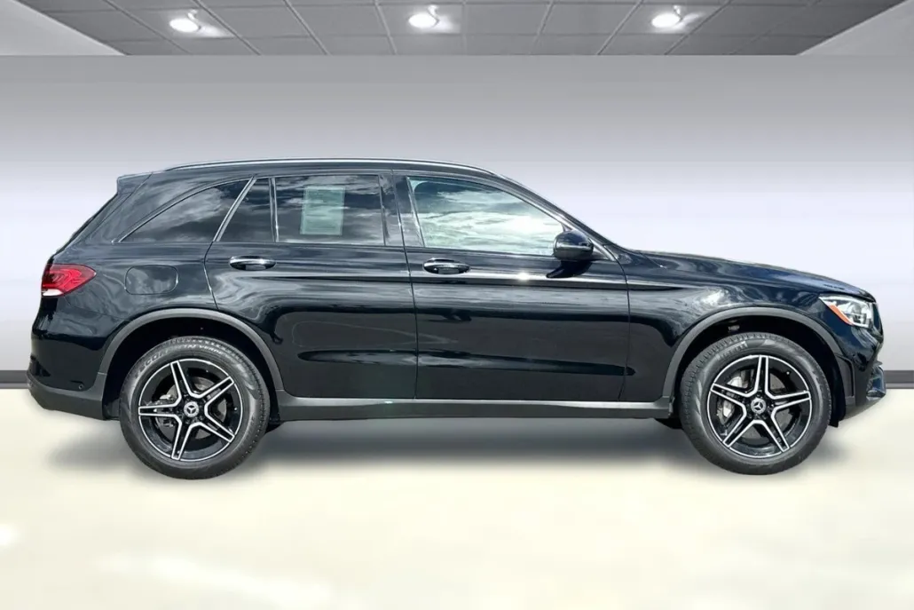 2022 Mercedes Benz GLC 300 4MATIC photo 1