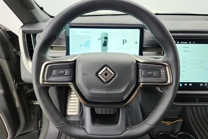 2022 Rivian R1T Launch Edition photo 1