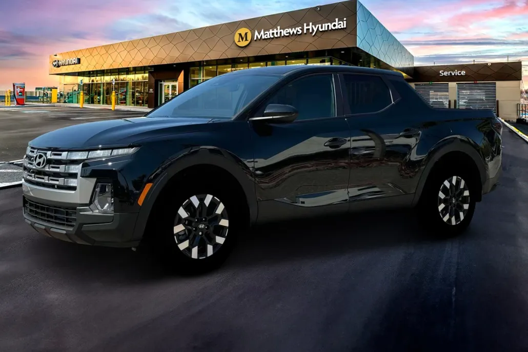 2025 Hyundai Santa Cruz SE photo 1