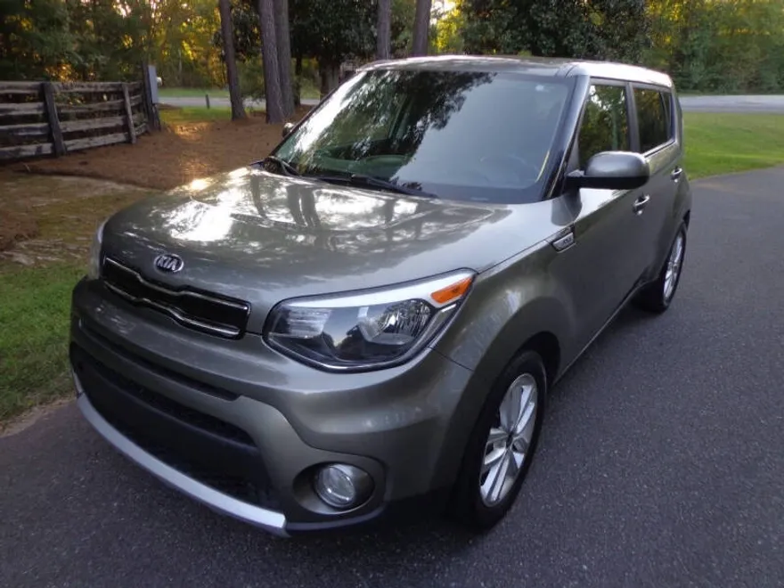 2018 Kia Soul Plus photo 1