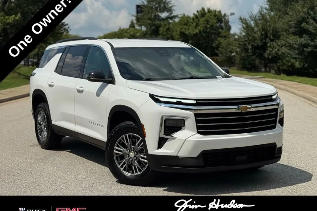 2025 Chevrolet Traverse 1LT photo 1