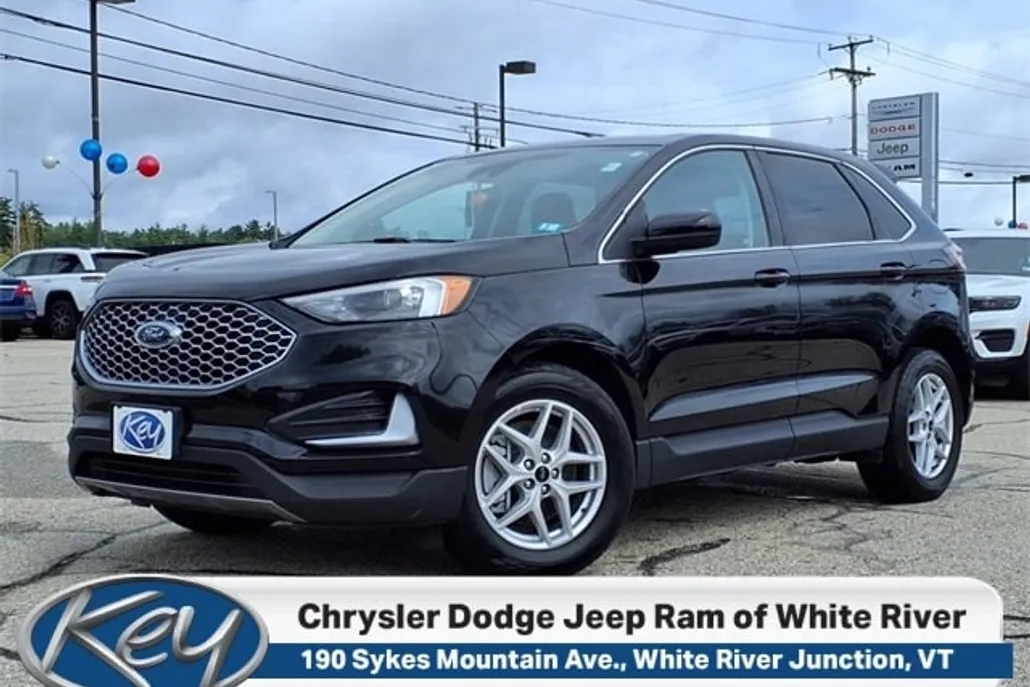 2023 Ford Edge SEL photo 1