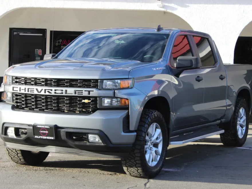 2020 Chevrolet Silverado 1500 Custom photo 1