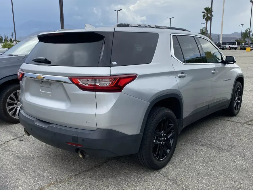 2018 Chevrolet Traverse Cloth photo 1