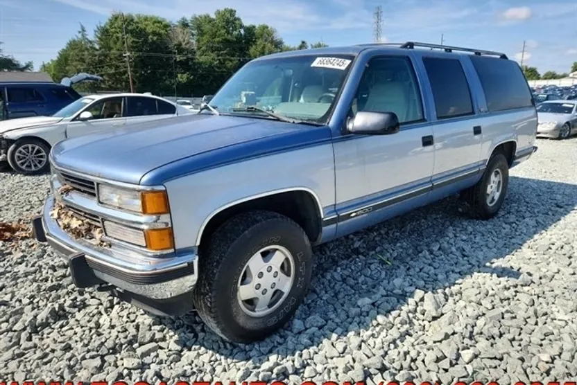 1994 Chevrolet Suburban photo 1
