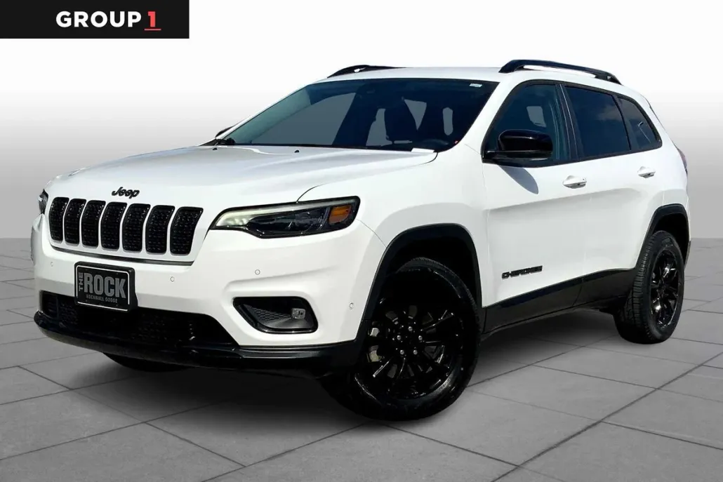 2023 Jeep Cherokee Altitude Lux photo 1
