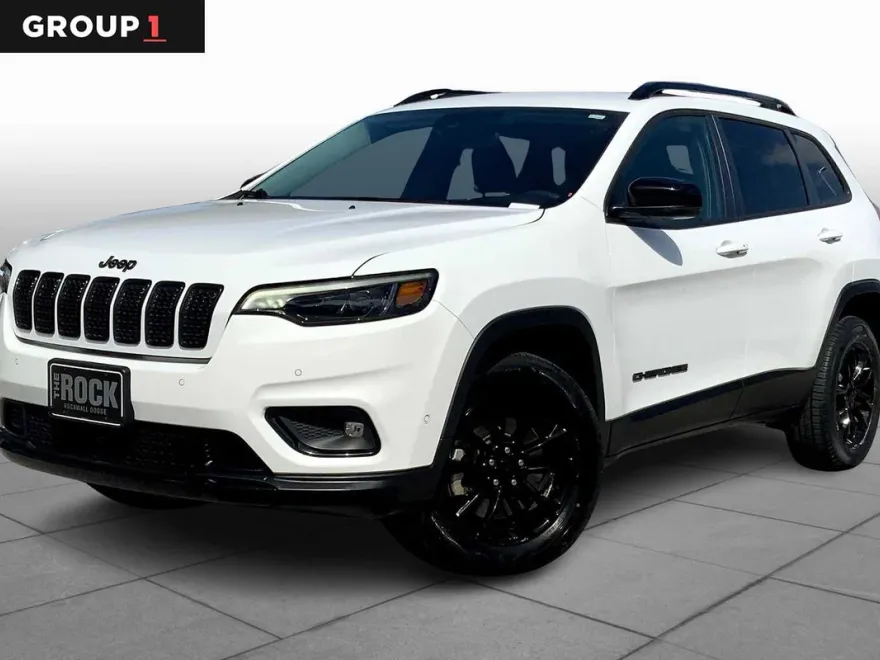 2023 Jeep Cherokee Altitude Lux photo 1